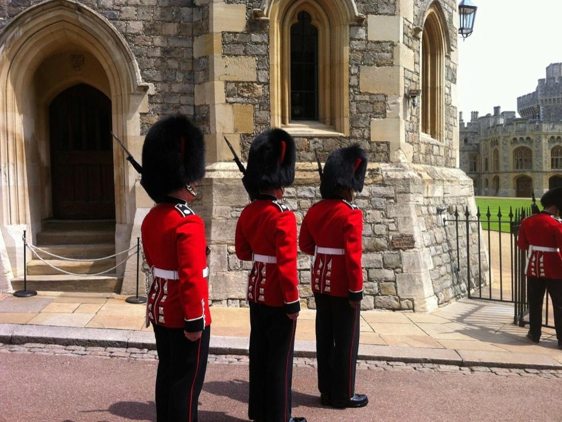 Hotel New Oscar Windsor Exterior foto